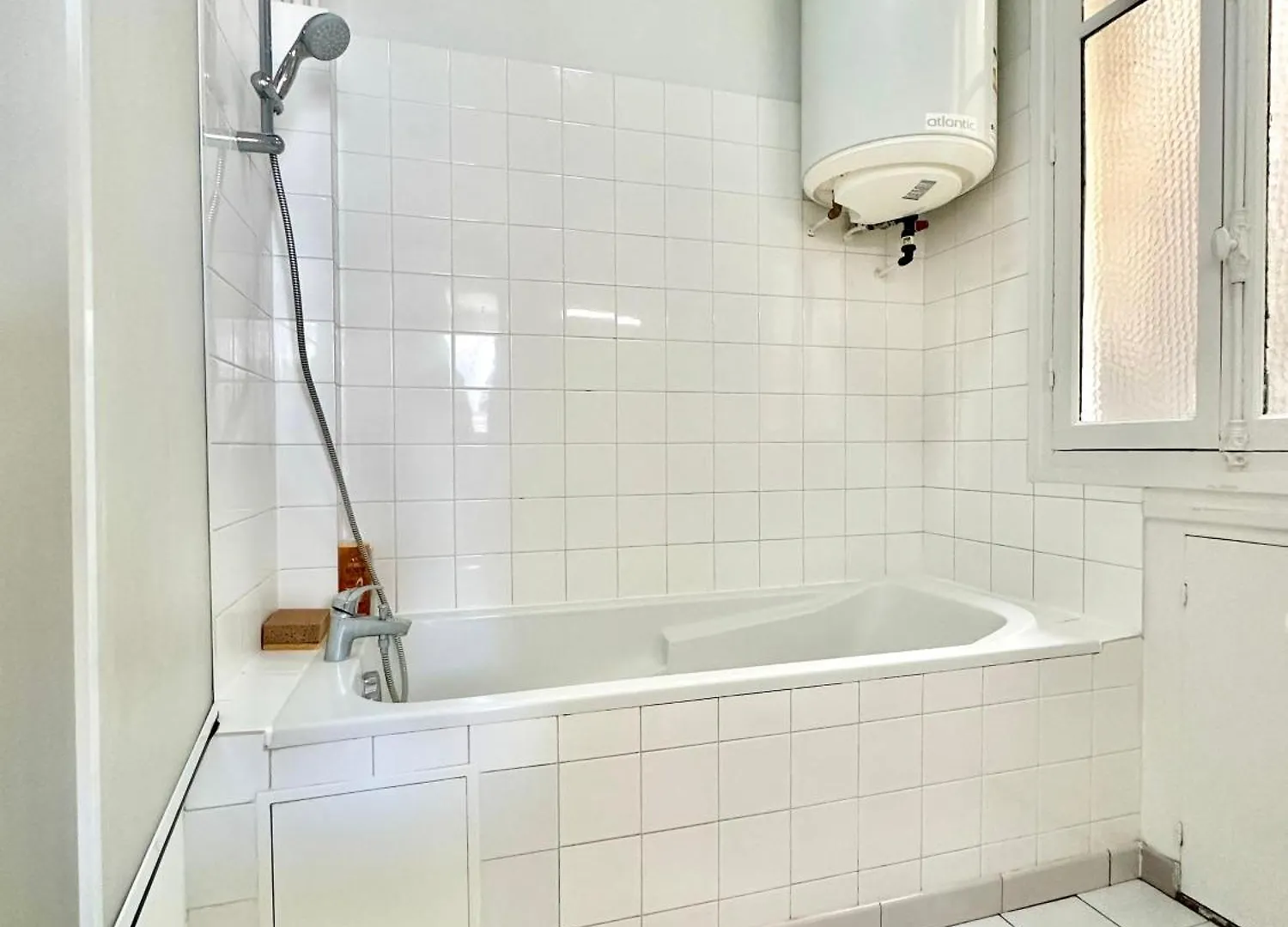 Spacious Apartment Near Montparnasse Bausset 6Th Paris